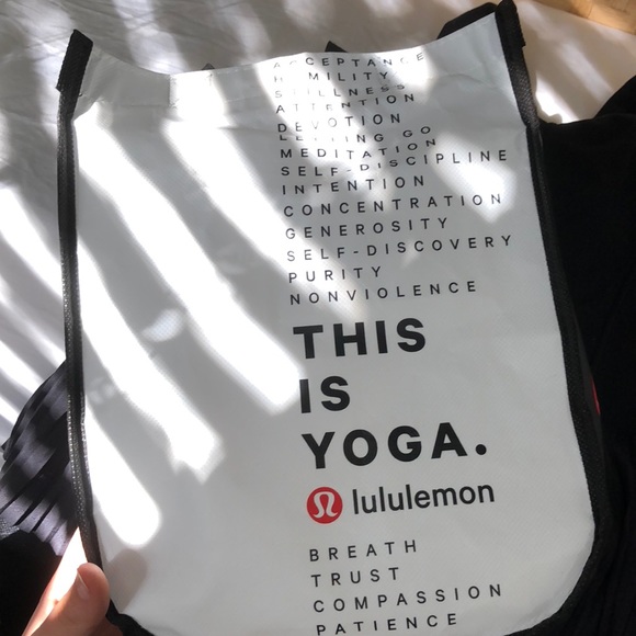 Top and bag - Picture 5 of 6